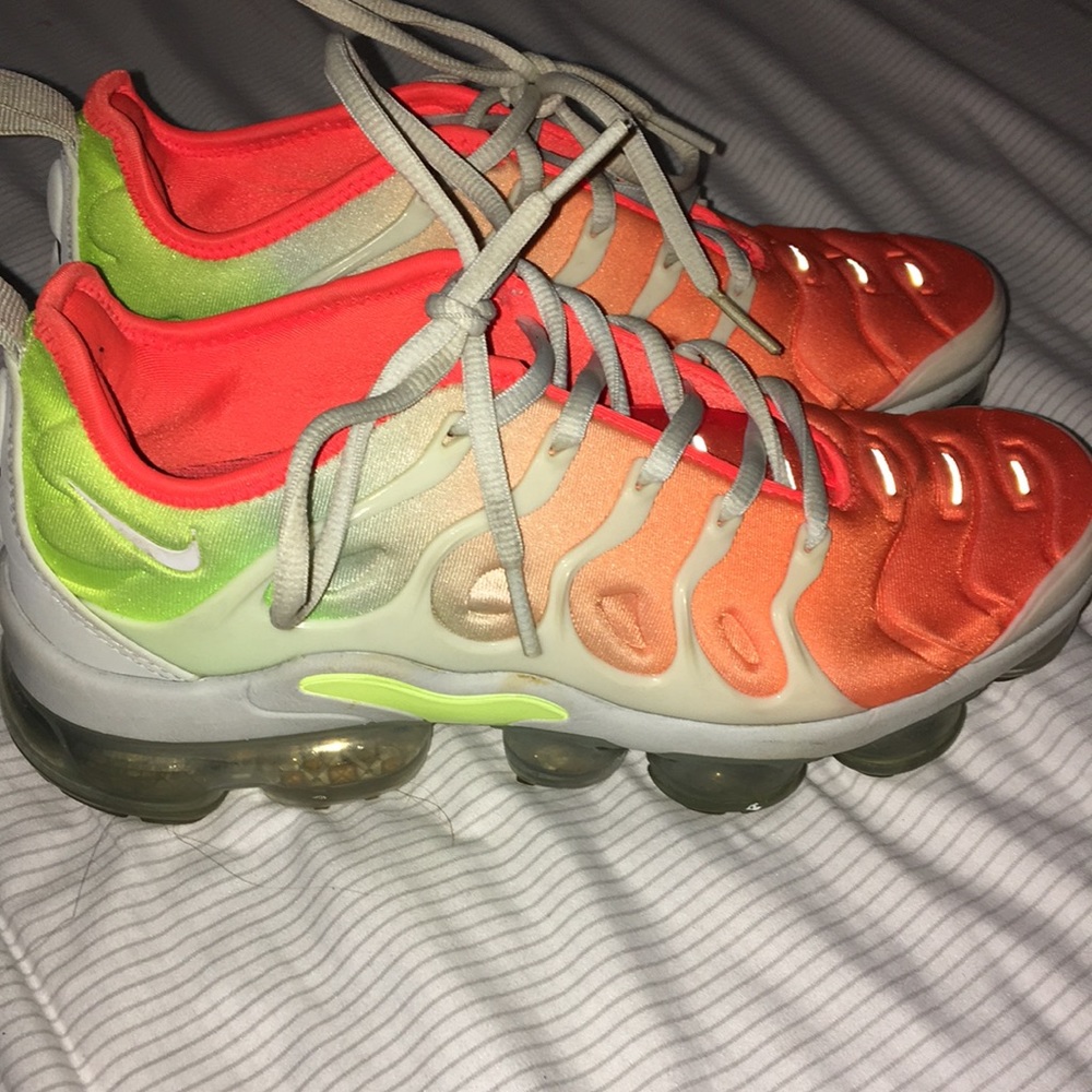 vapor max !! From Nike